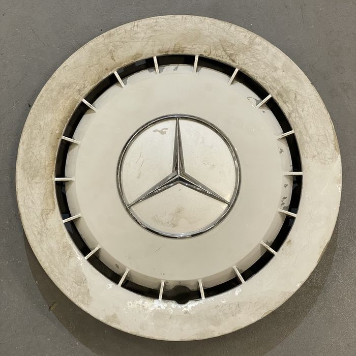 Ковпаки Mercedes w126 оригінал R14 зірка підходить на диски Centra R15