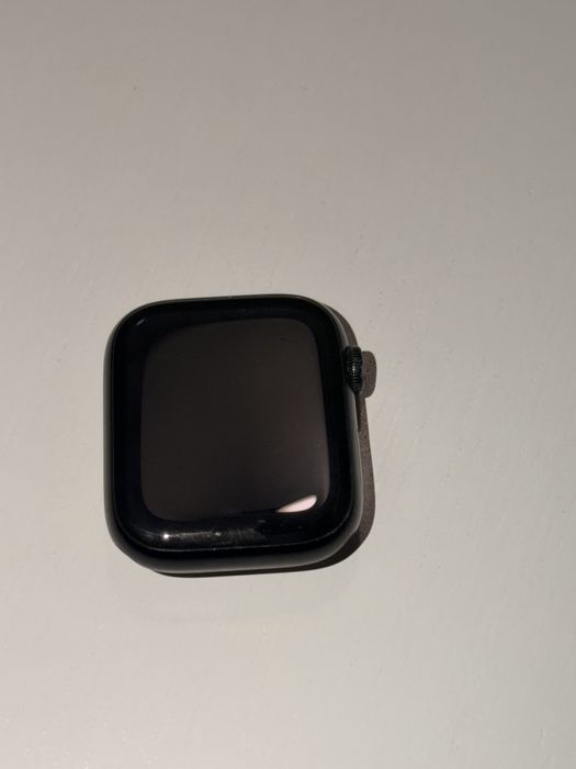 Apple Watch Series 8 • 45mm • GPS • Alumínio Meia-Noite