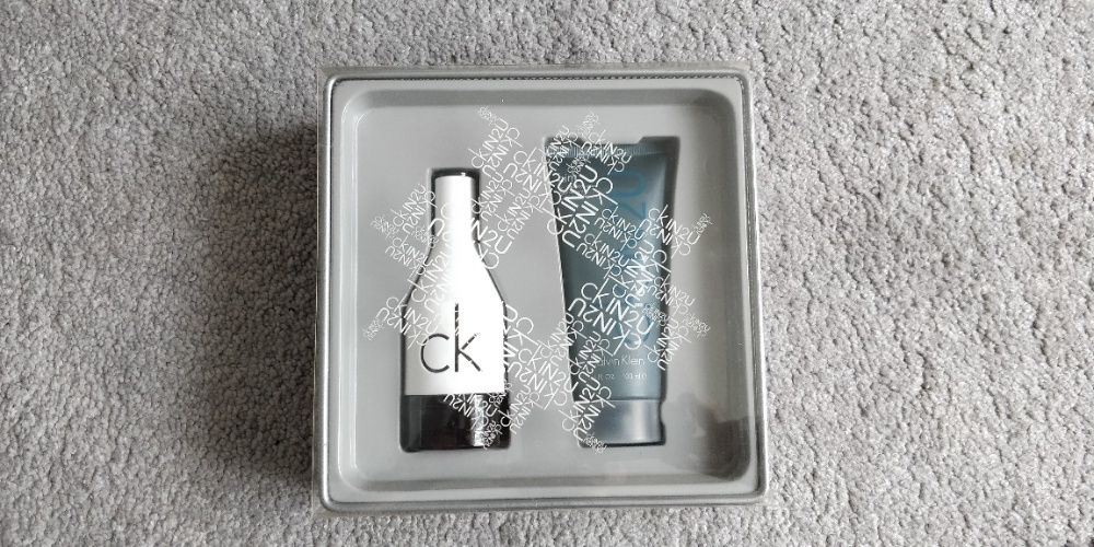 Zestaw Calvin Klein ckin2u him, woda toaletowa 50ml, żel 100ml, orgin