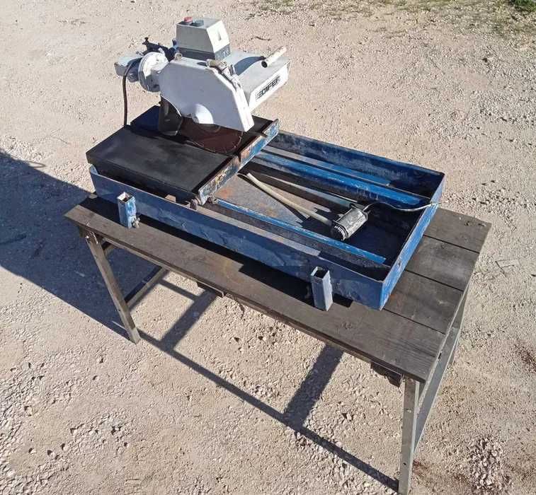 Serra de cortar pedra ou ladrilho profissional - Usada