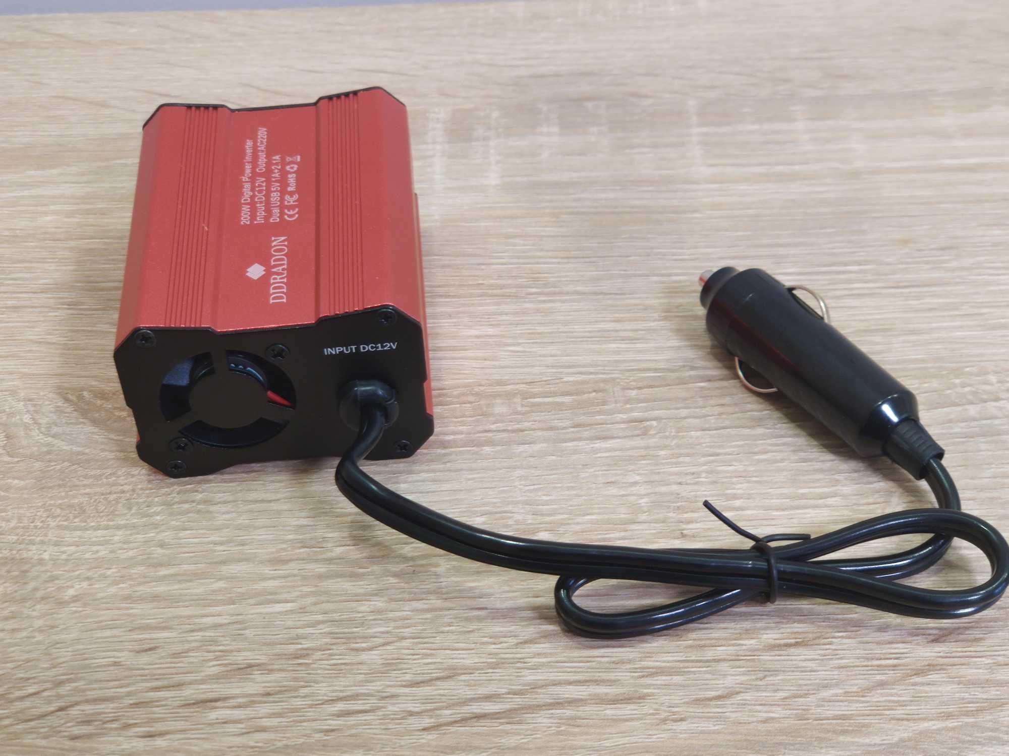Автомобильный инвертор 12-220V, 200W