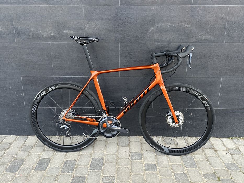 Карбоновий шосейний велосипед Giant TCR ( карбон колеса і паверметр)