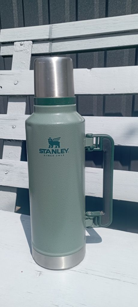 Термос Stanley classic 1.9л