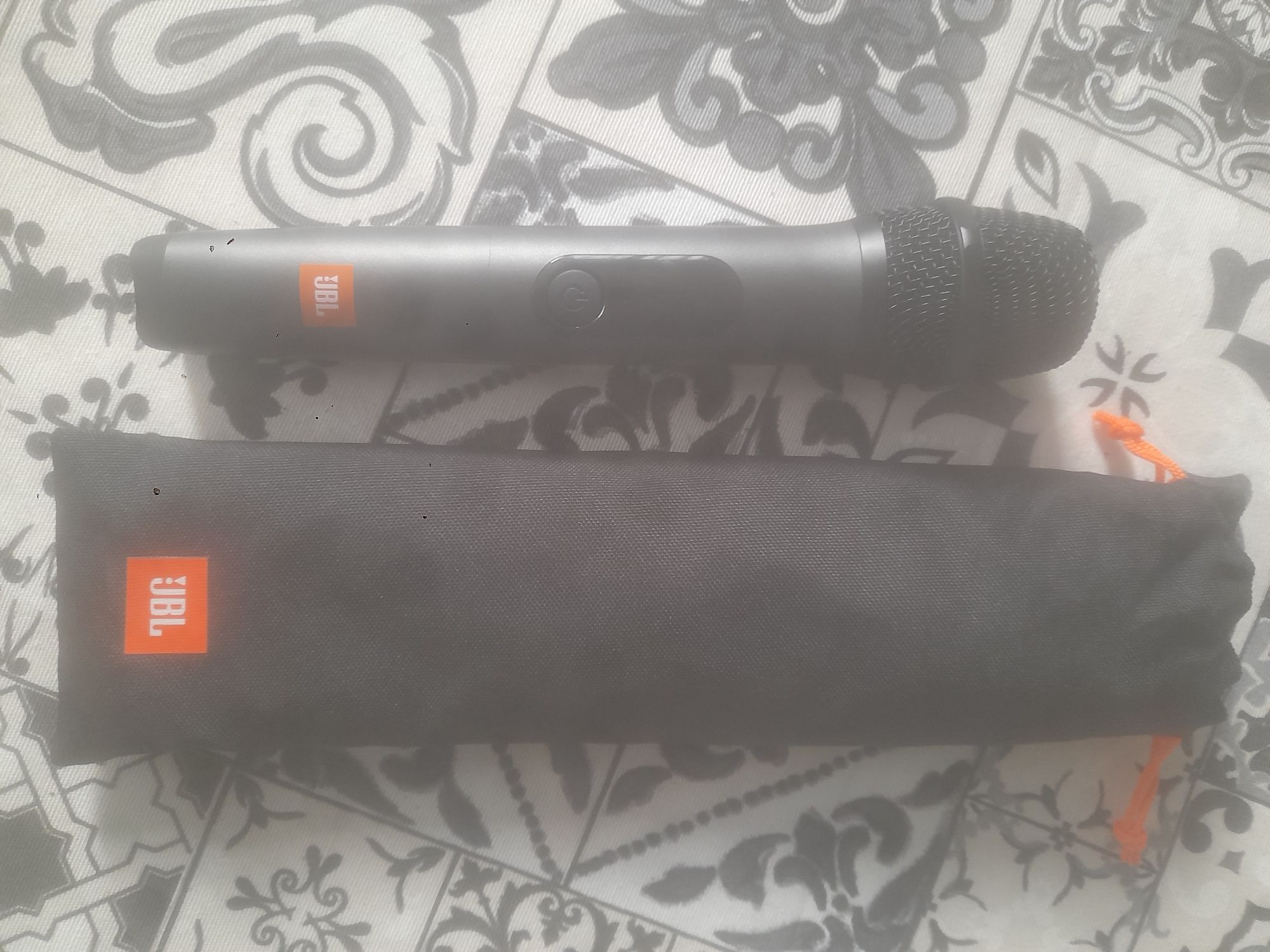 Микрофон Jbl новый, нерабочий