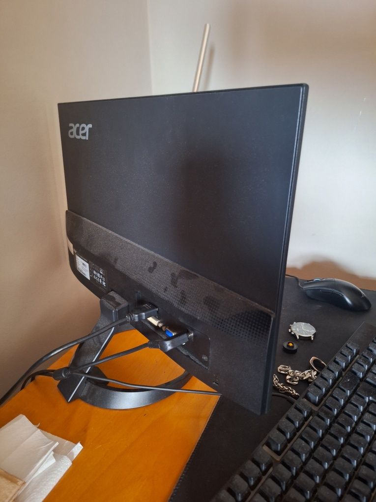 Ecra monitor acer R221Q