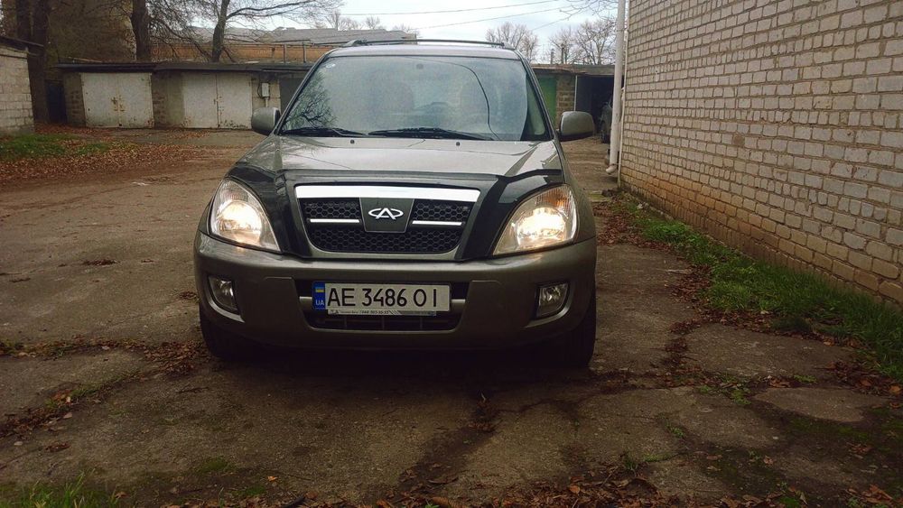 Продам автомобіль черрі тіго 2008р коробка автомат