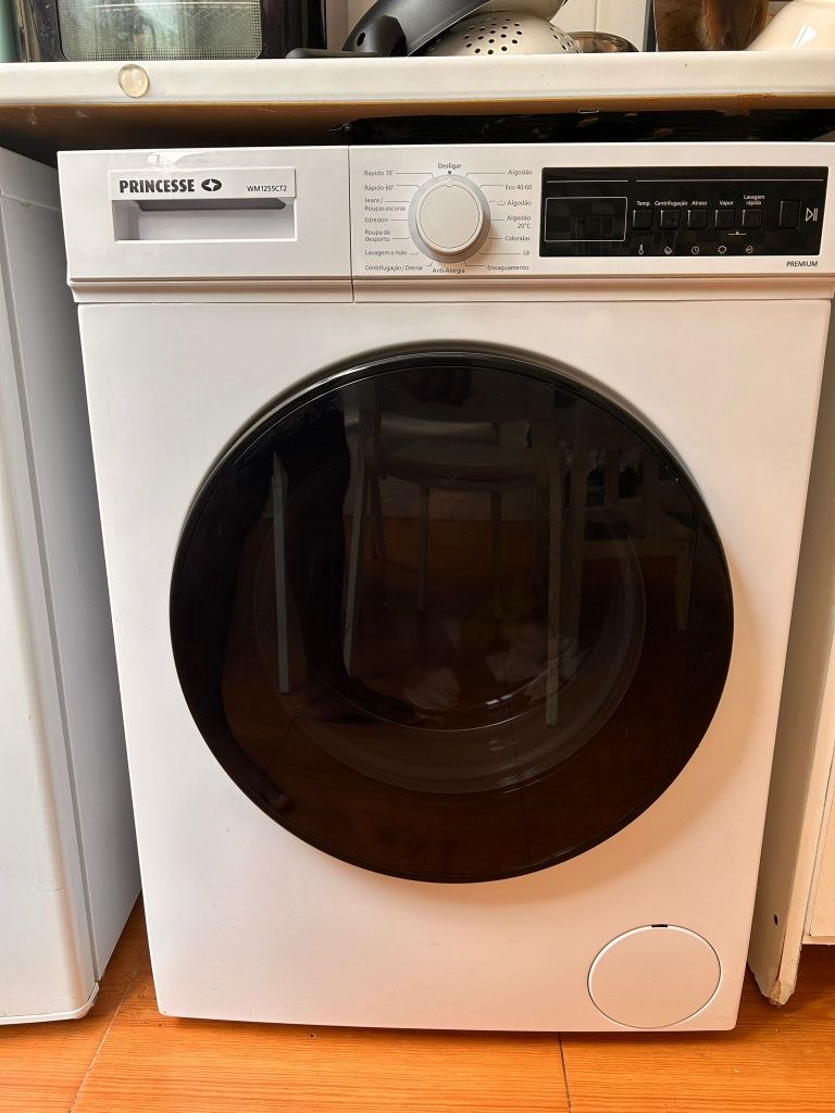 Máquina de Lavar Roupa Princesse 8Kg – Quase Nova, com Garantia!