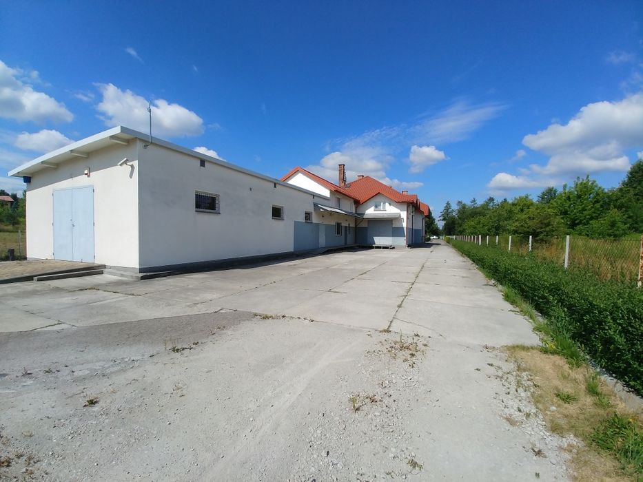 Wynajmę magazyny z zapleczem biurowym 420 m2 Jadowniki k/Brzeska