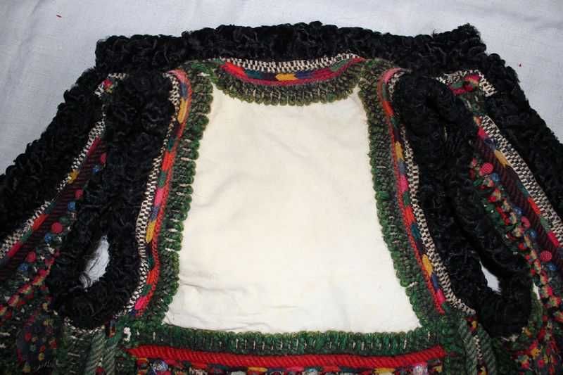 Старовинний Верховинський кептар.