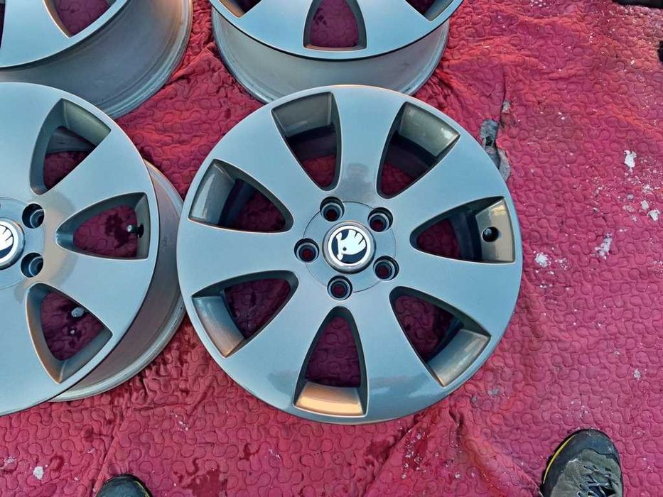 ALUFELGI 16' SKODA OCTAVIA II III Superb Yeti Karoq - ET45 - 5x112