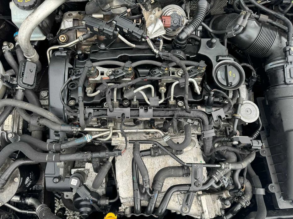 Двигун мотор двигатель 1.6 CRKB DCXA CXXB 81kw Volkswagen Skoda Audi