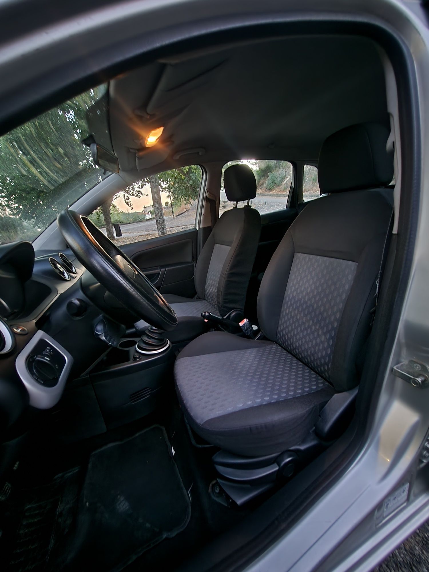 Ford Fiesta 1.4 diesel 18 meses de garantia
