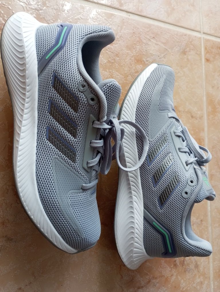 Ténis Adidas senhora 36,5