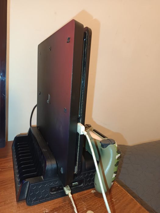 PlayStation 4 com jogos e extras