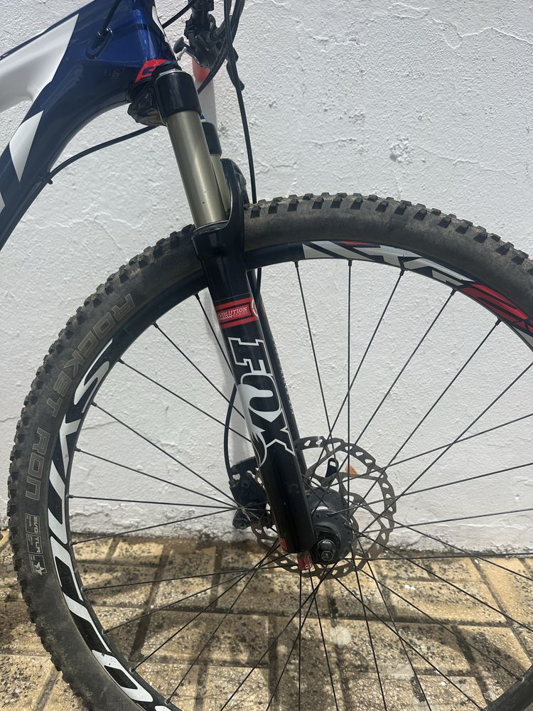 Bicicleta Scott Scale 910