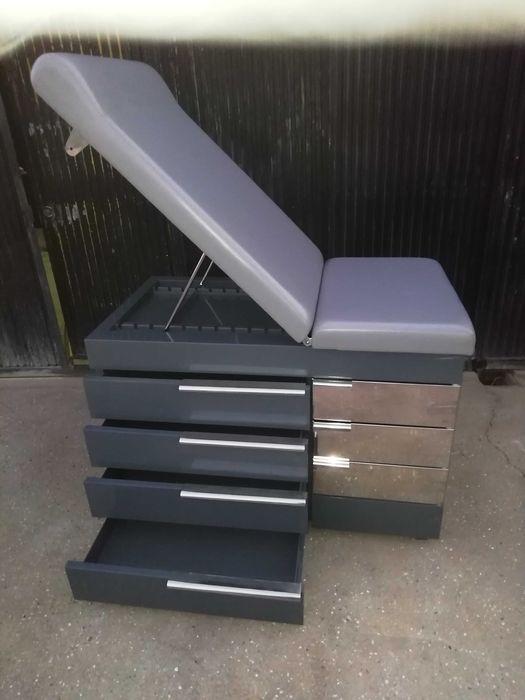 Marquesa de observação com gavetas