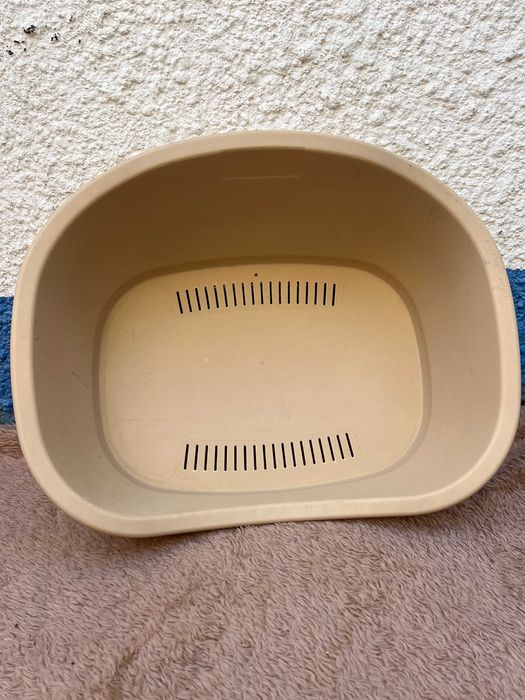 Cama para animais de estimação bege