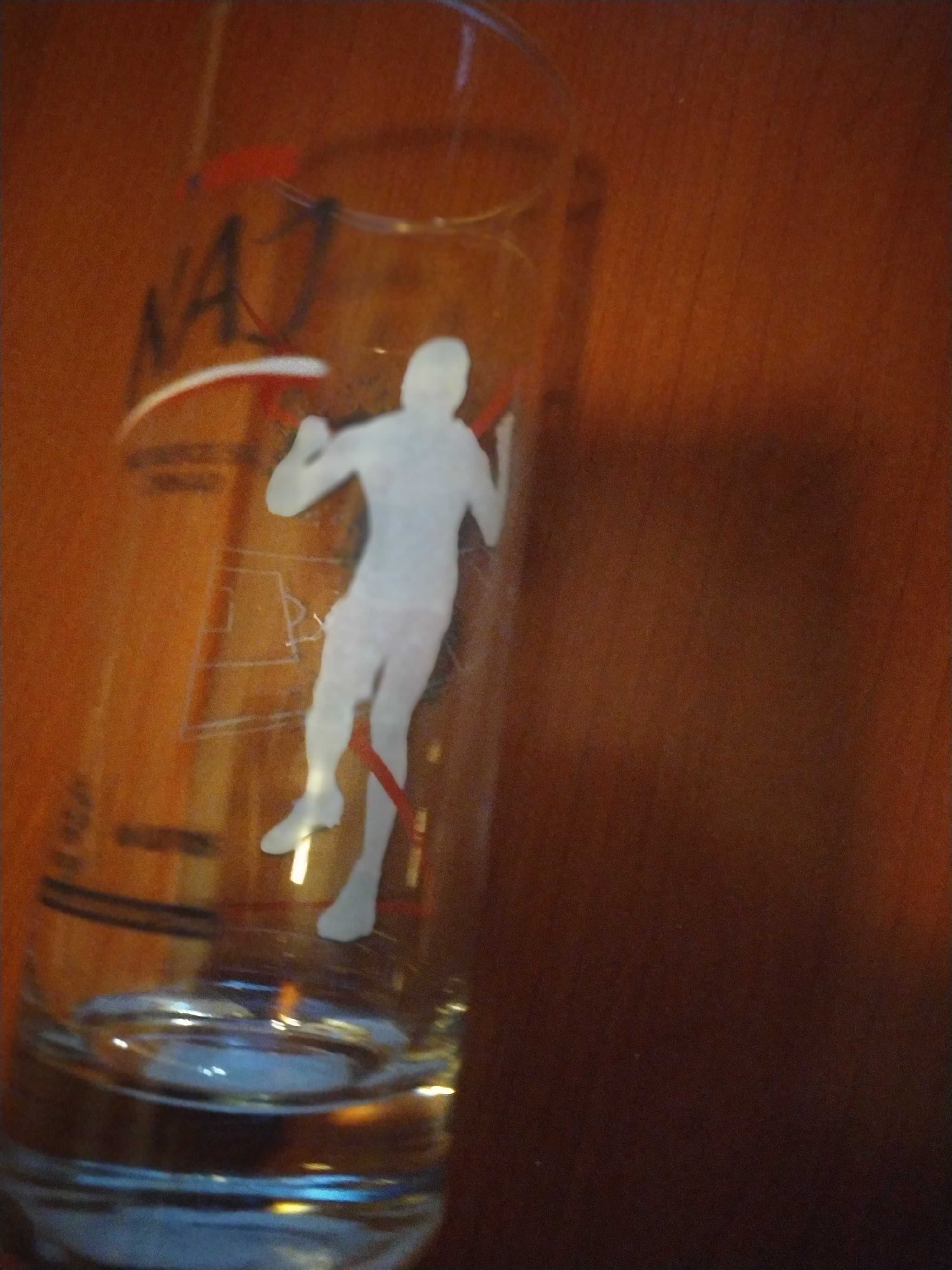 Kolekcjonerska szklanka z Kubą Błaszczykowskim, wys. 16 cm, - nowa