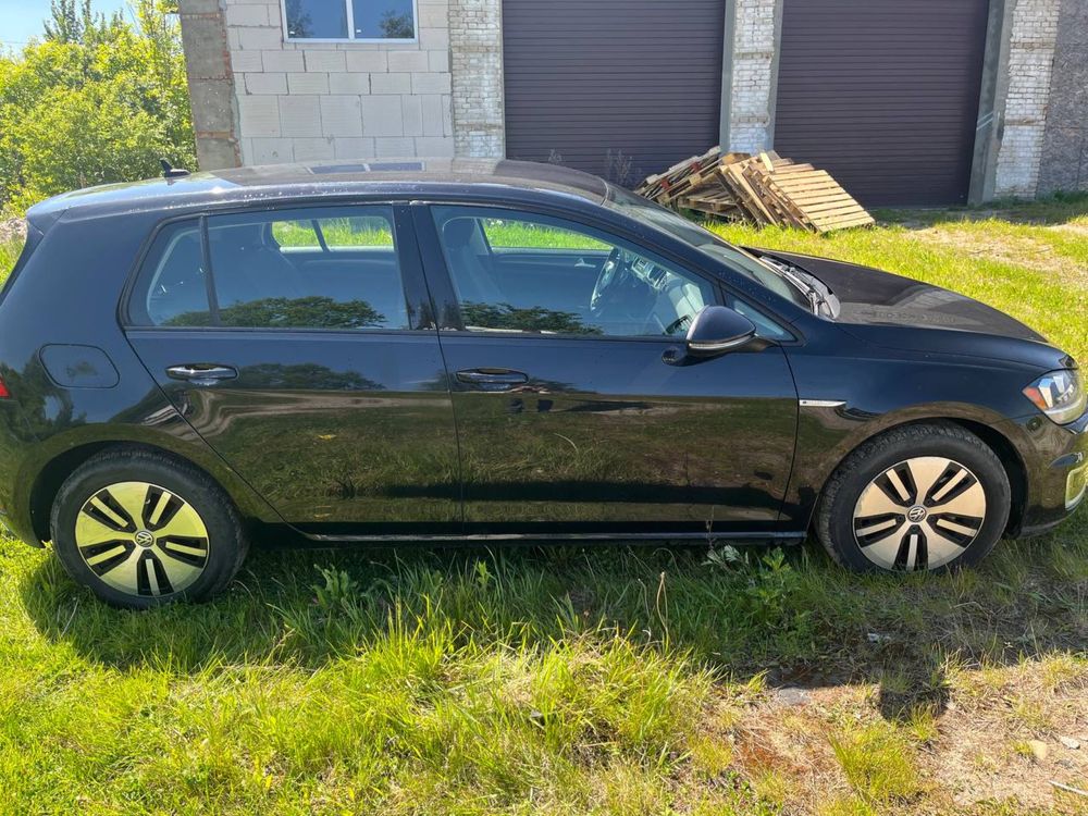 Volkswagen E golf 2017