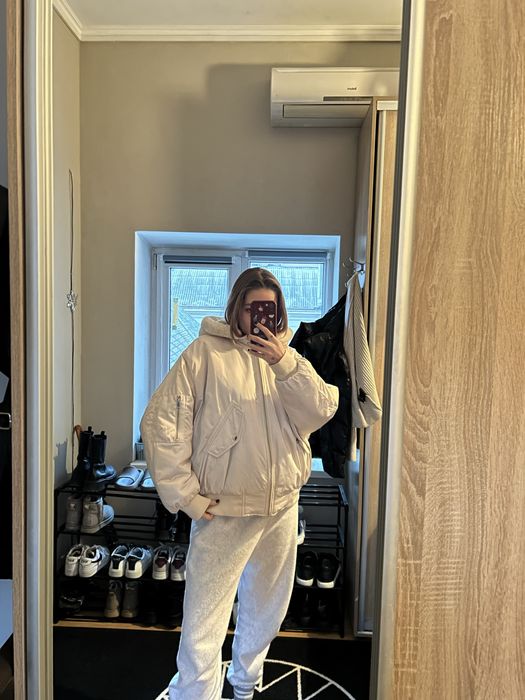 Двостороння бомбер/шубка від ZARA