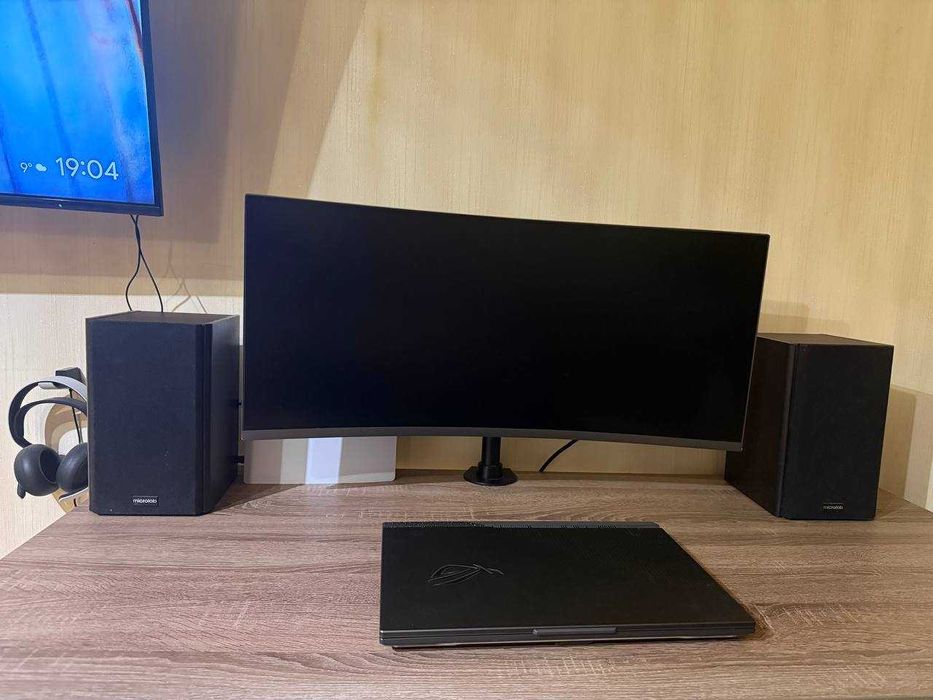 Продам монітор Samsung Curved C34H890 (LC34H890WGIXCI) 34"