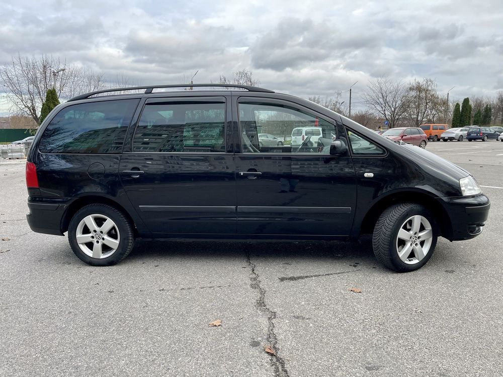 Продам особистий Volkswagen Sharan 1.9Tdi 2001