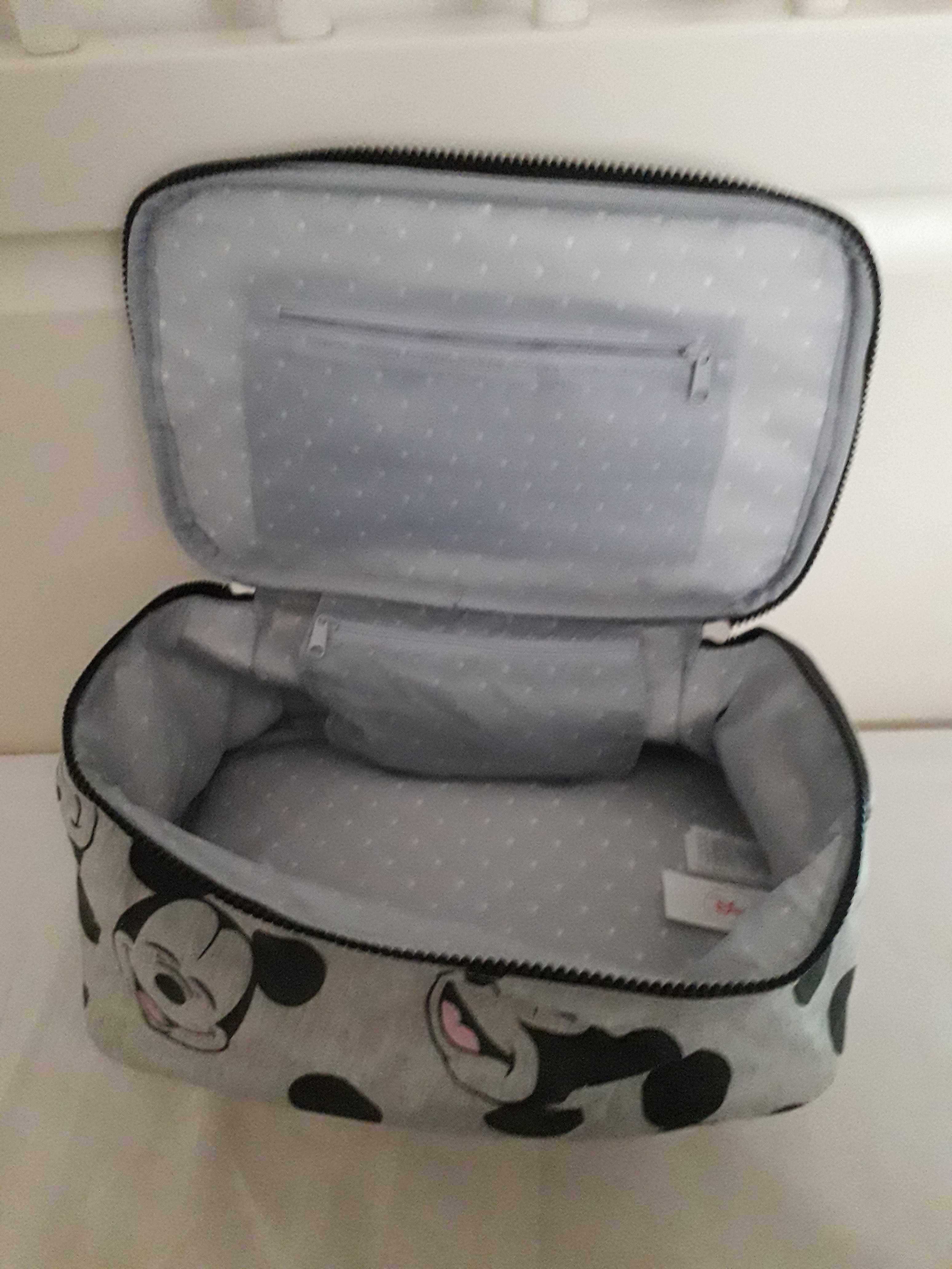 Necessaire Mickey impermeável como novo