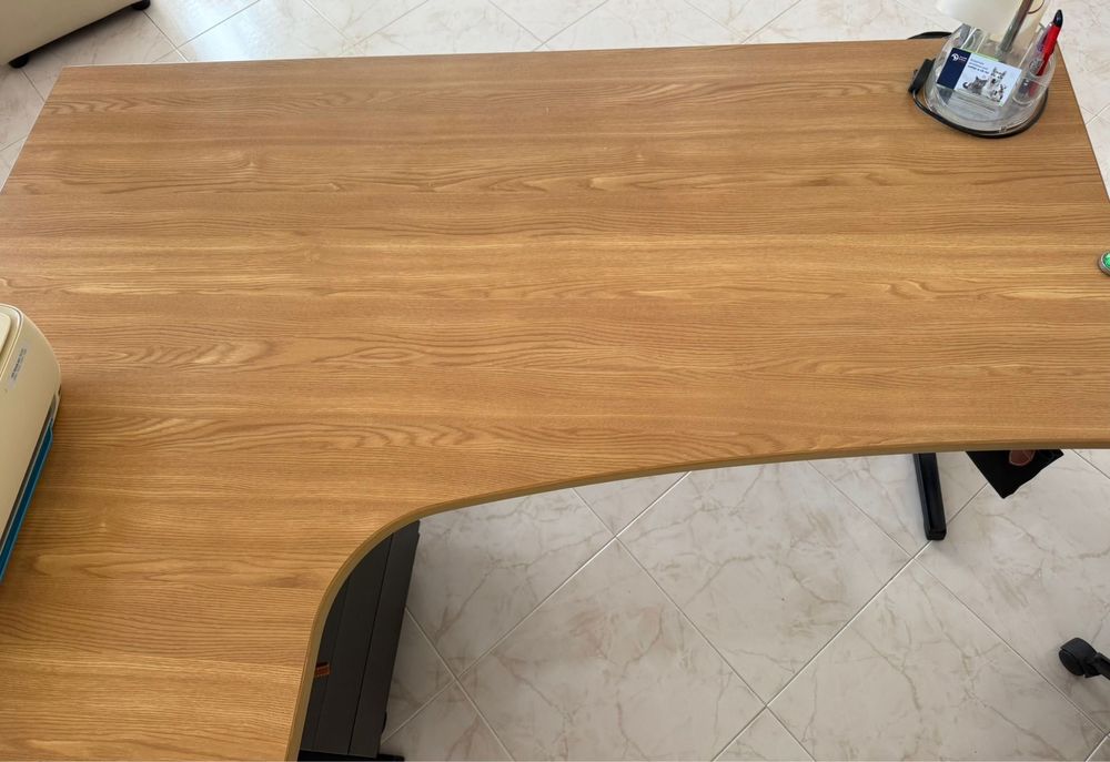 Secretaria e modulo de gavetas