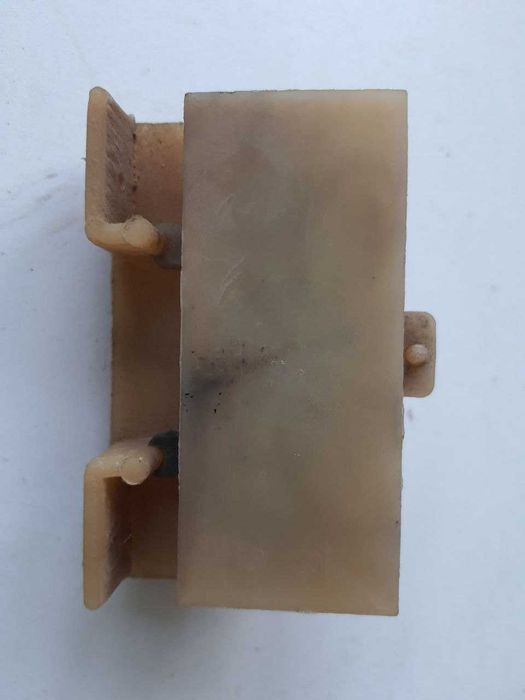 Немагнитный клемник коробка пластикова з клемником 10 Pin., 82