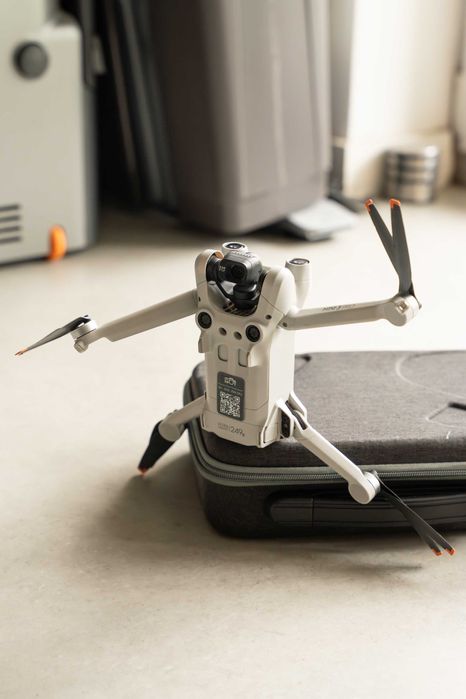 Dron DJI Mini 3 Pro + RC z ekranem + DJI CARE + FUTERAŁ + GRATISY