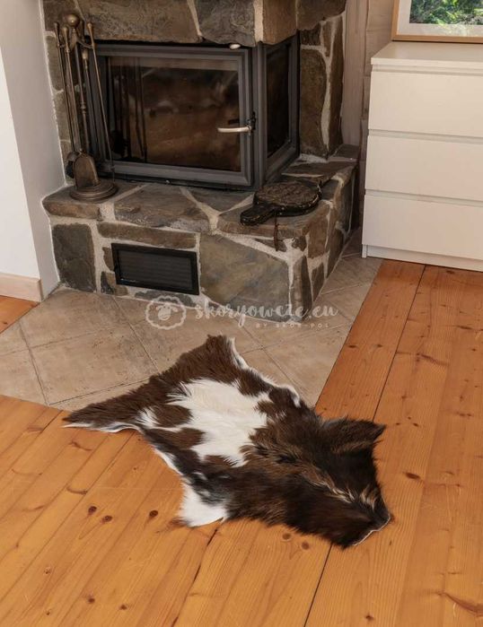 Skóra z kozy/ kozia skóra/ kozia skóra dekoracyjna 90-110 cm