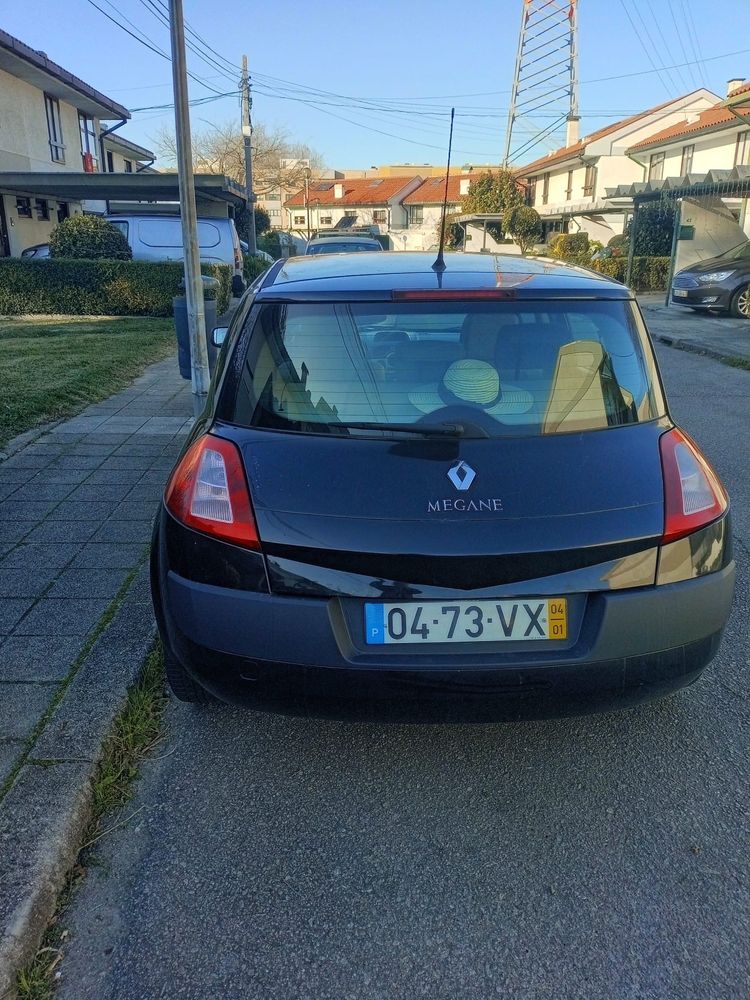 Renault Megane 1.4 Confort Expression(2004) - Excelente Estado