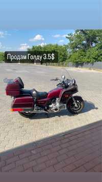 Honda gold wing 1200