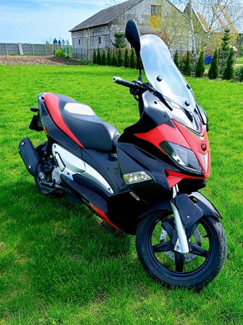 Aprilia Sr Max 125