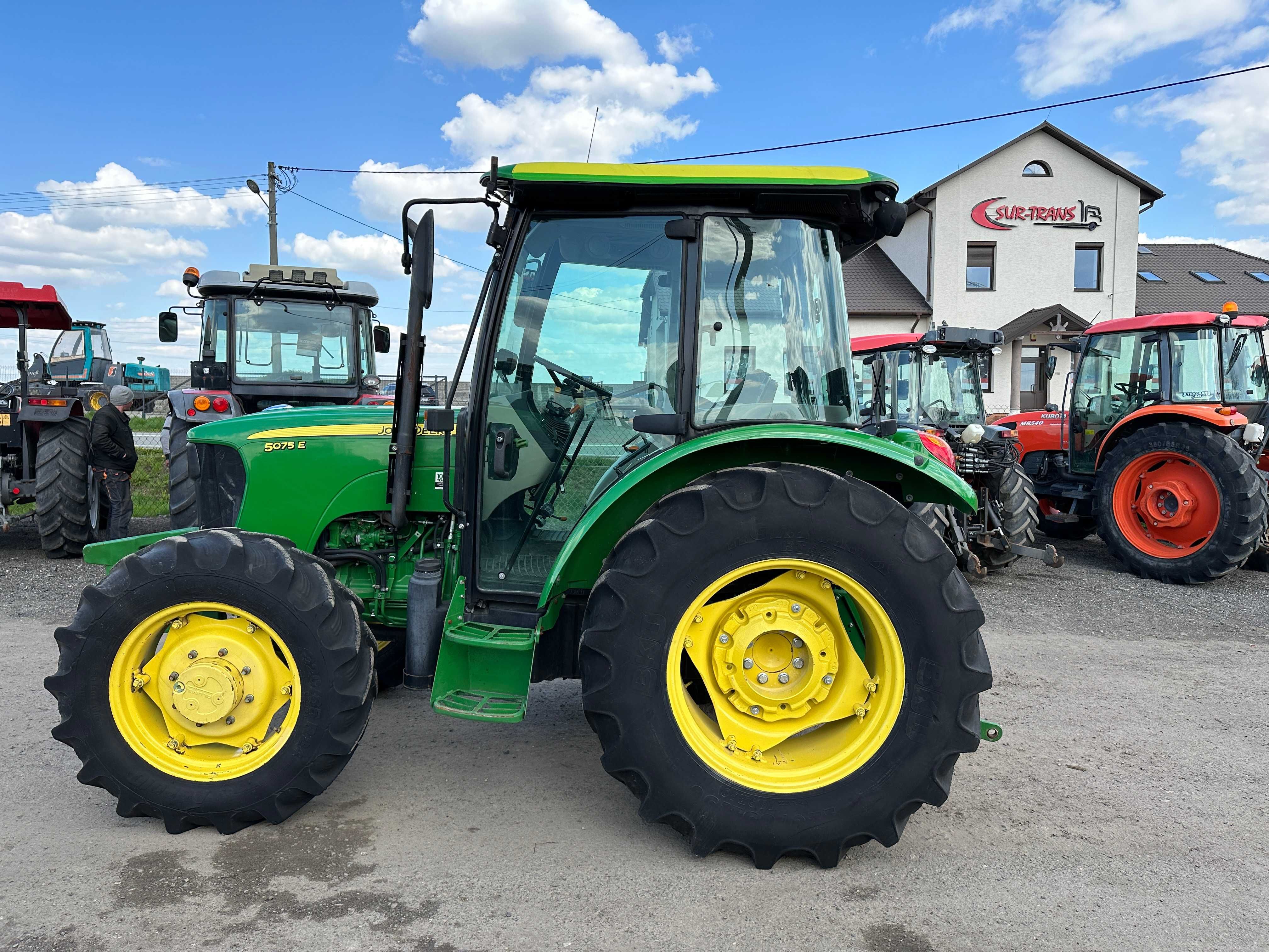 JOHN DEERE 5075-rok 2017