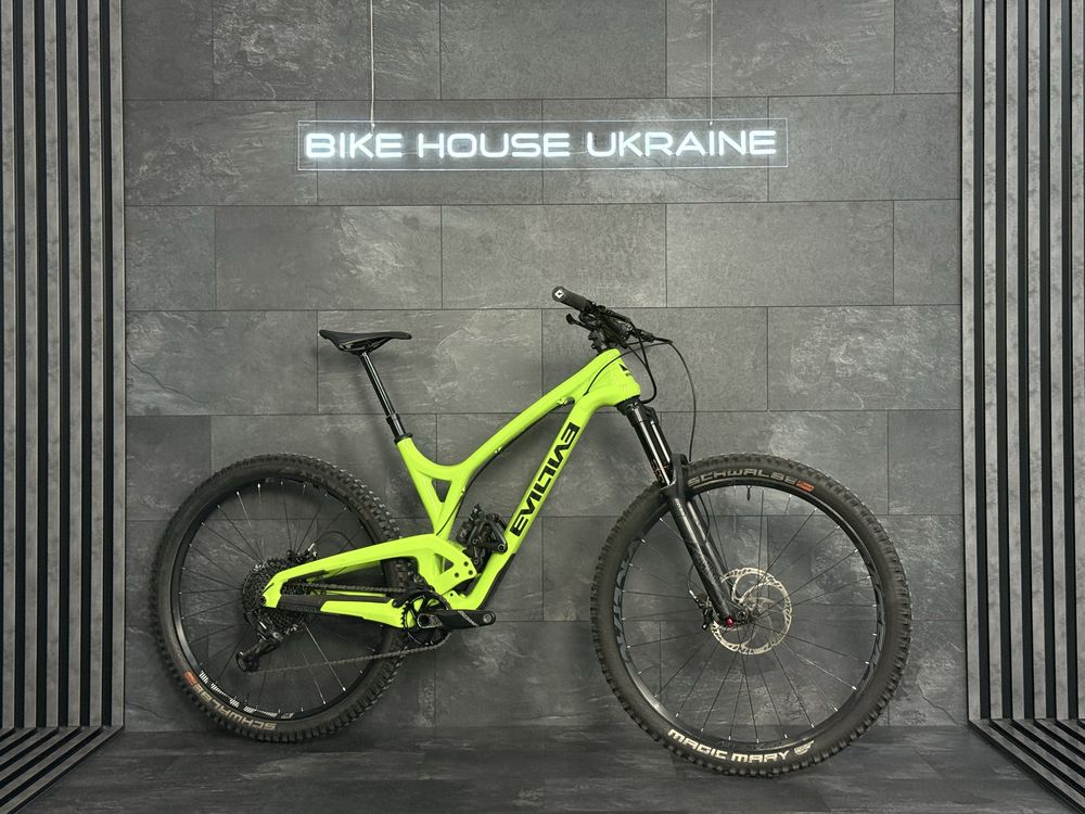 Карбоновий двопідвісний велосипед EVIL Wreckoning LB