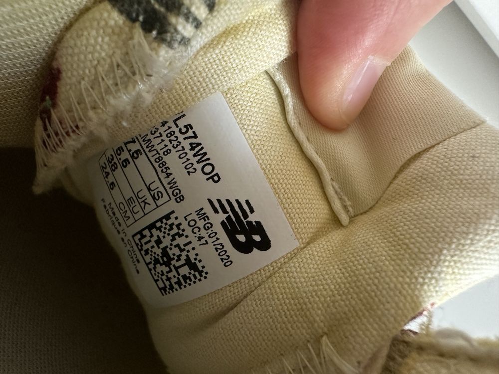 Nowe buty New Balance damskie w kwiaty r. 38 Model WL574WOP