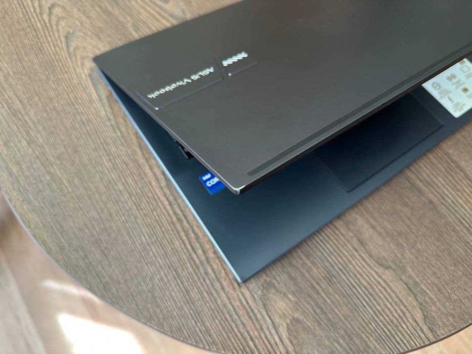 Продам Ноутбук ASUS Vivobook Pro 15 OLED Quiet Blue