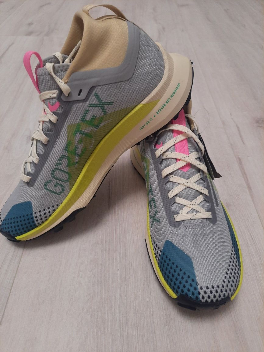 Оригінальні жіночі кросівки NIKE PEGASUS TRAIL 4 GORE-TEX WOMENS WATER