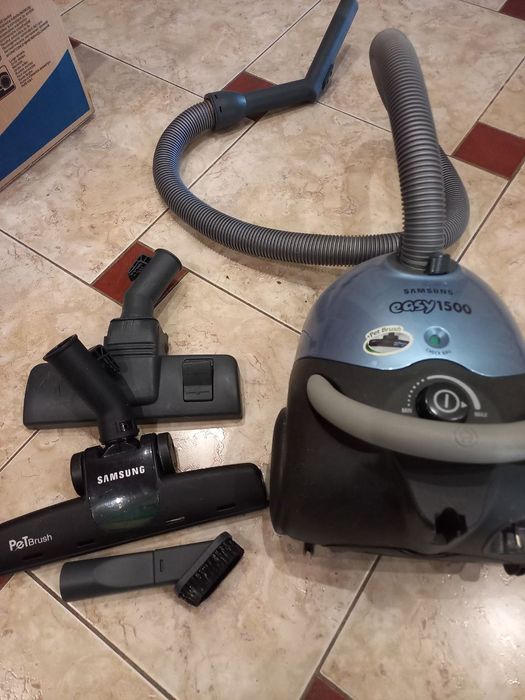 Пилосос Samsung 1500