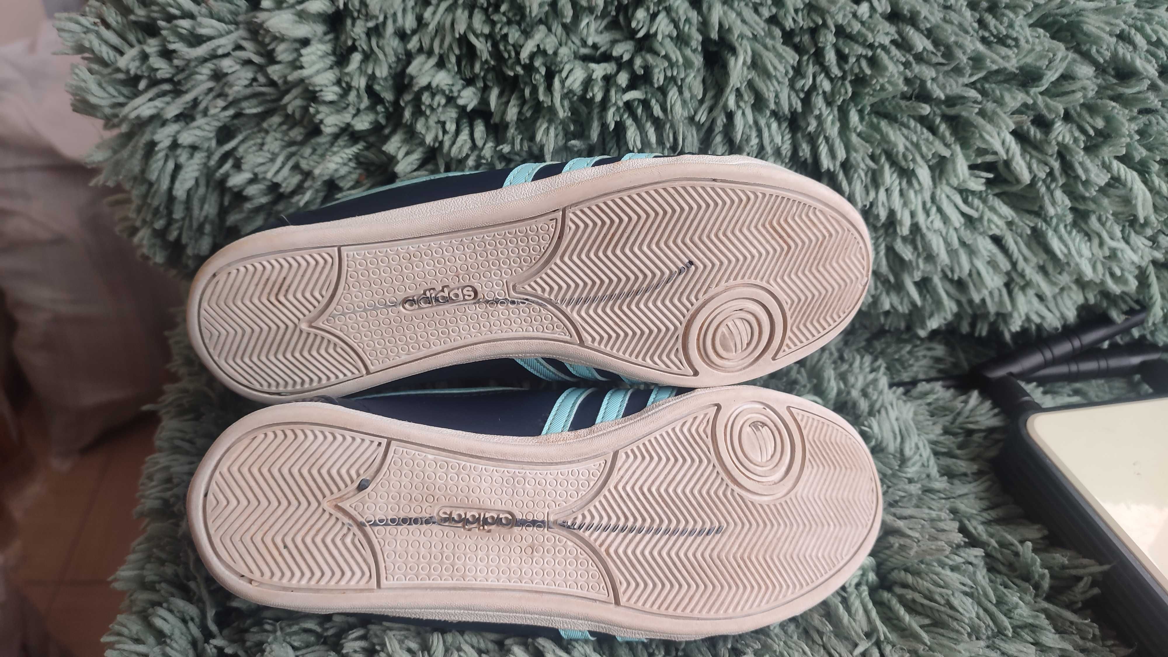 Мокасини Adidas Piona, 36 р., 22,5-23 см