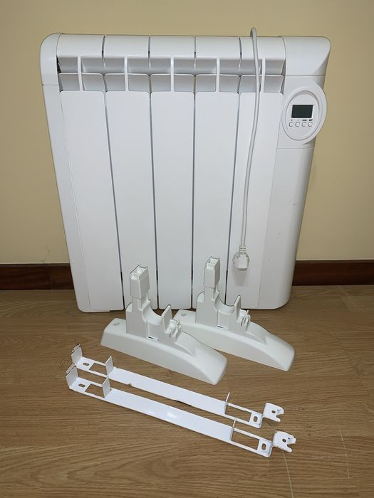 Aquecedor / Emissor de Calor - Eletrico - 800W