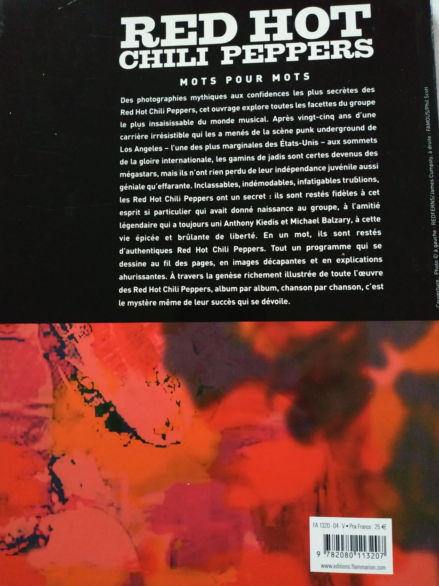 Livro de fotografias dos Red Hot Chili Peppers