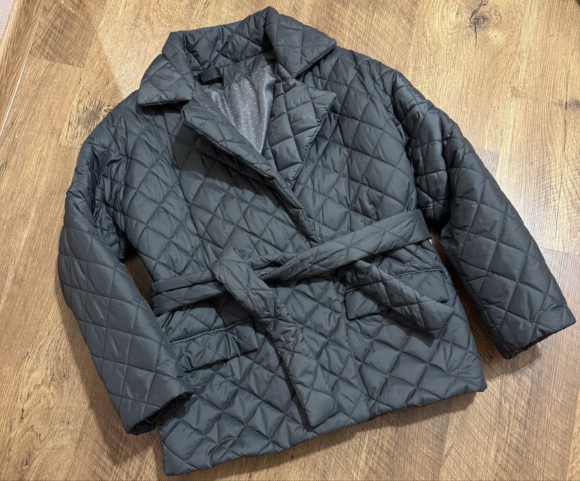 Курточка жіноча стьобана