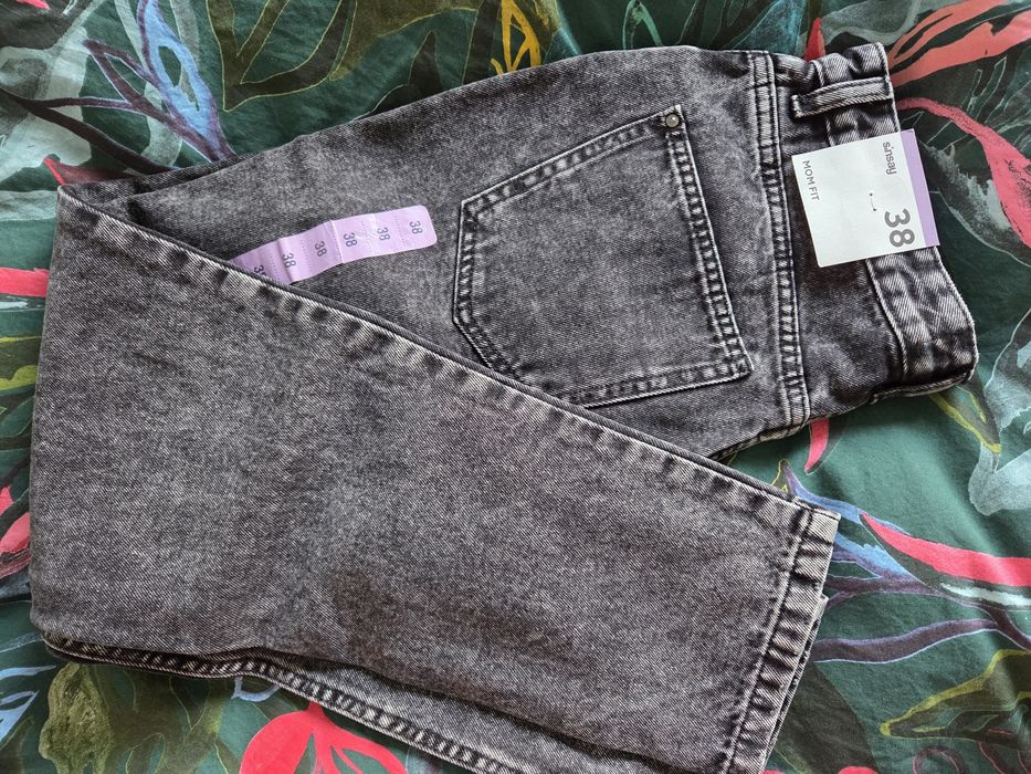 Spodnie mom fit sinsay 38