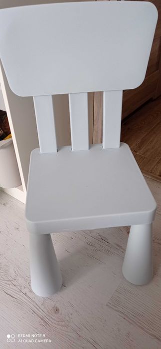 Krzesełko IKEA Mammut