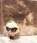 Breloczek do kluczy figurka taylor swift Fearless