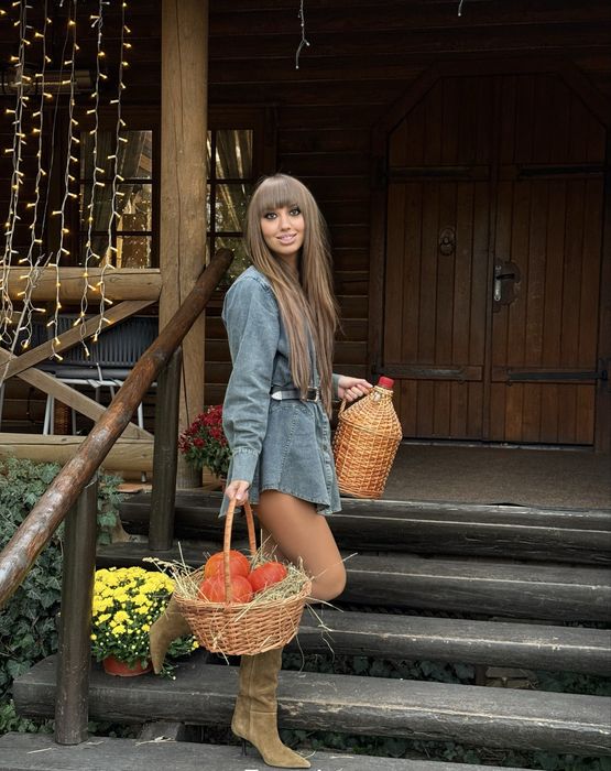 Джинсова сукня з ремінцем