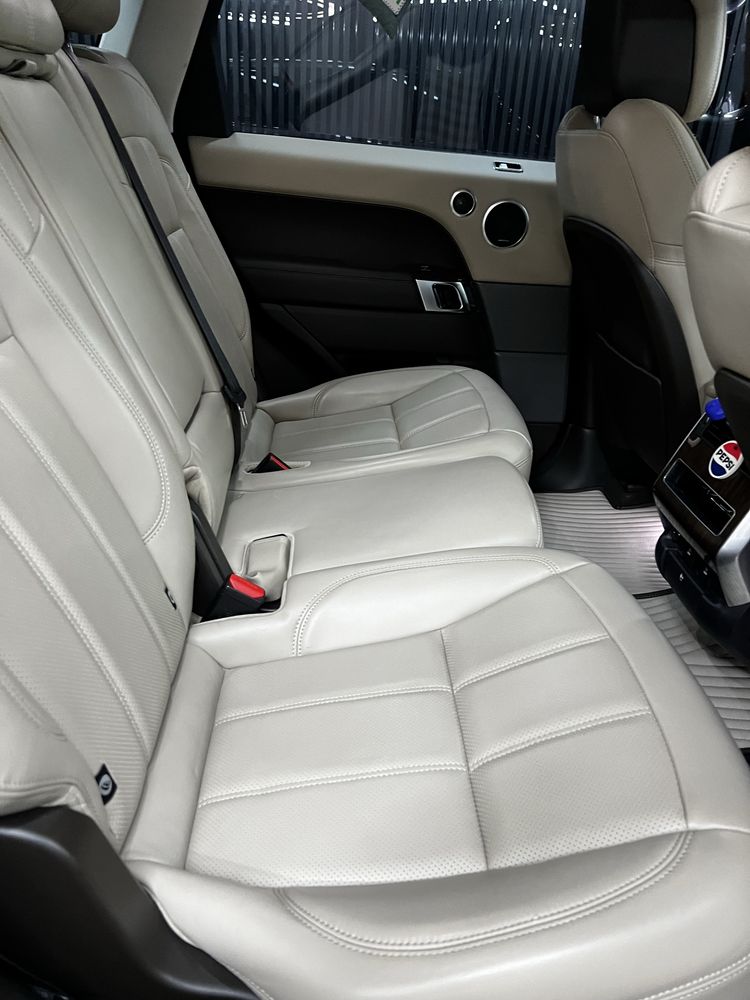 Land Rover Sport