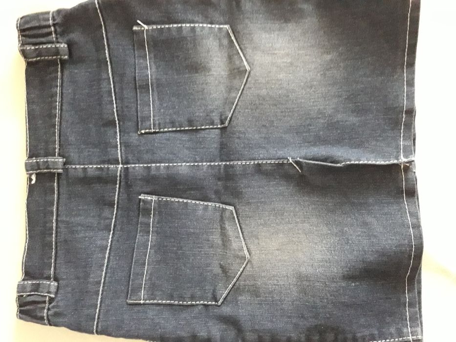 Spódnica granatowa 128 na zakończenie /początek roku